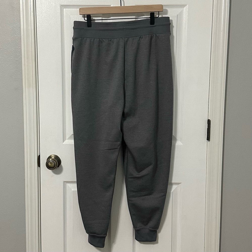Nike Women’s One Thermal-FIT Pullover Hoodie (XL) and Jogger (L) SET - Picture 7 of 15